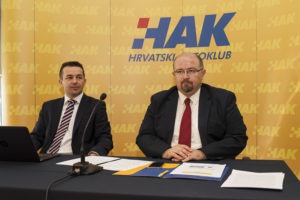 HAK_ press konferencija_ Marijan Rimac, rukovoditelj Sektora tehnicke pomoci HAK-a i Alan Vojvodic, rukovoditelj Sektora clanstva HAK-a